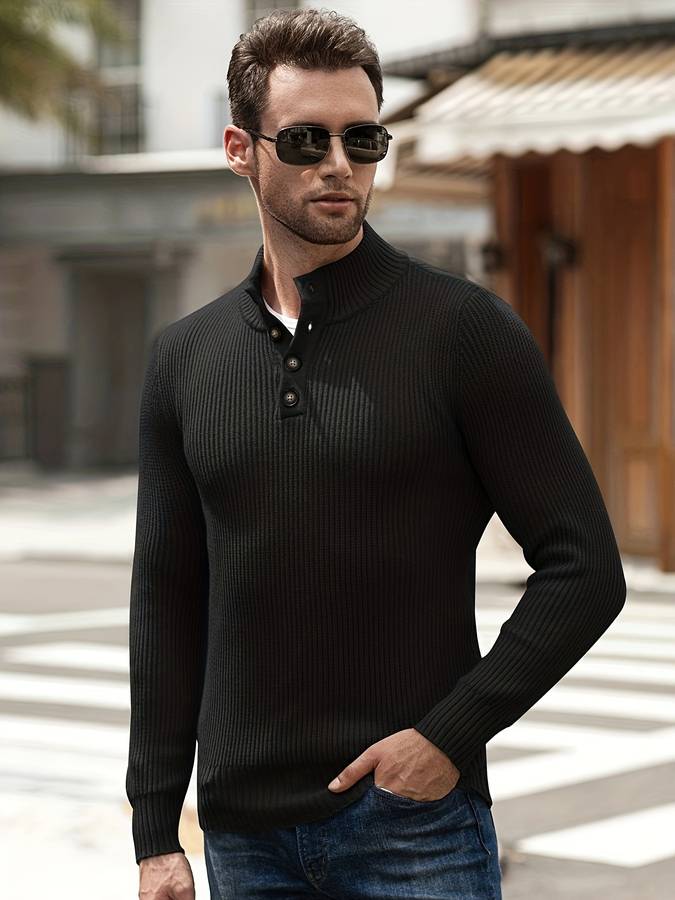 Stylish men's capri sweater, a comfortable knit pullover perfect for everyday casual wear and smart casual outfits.