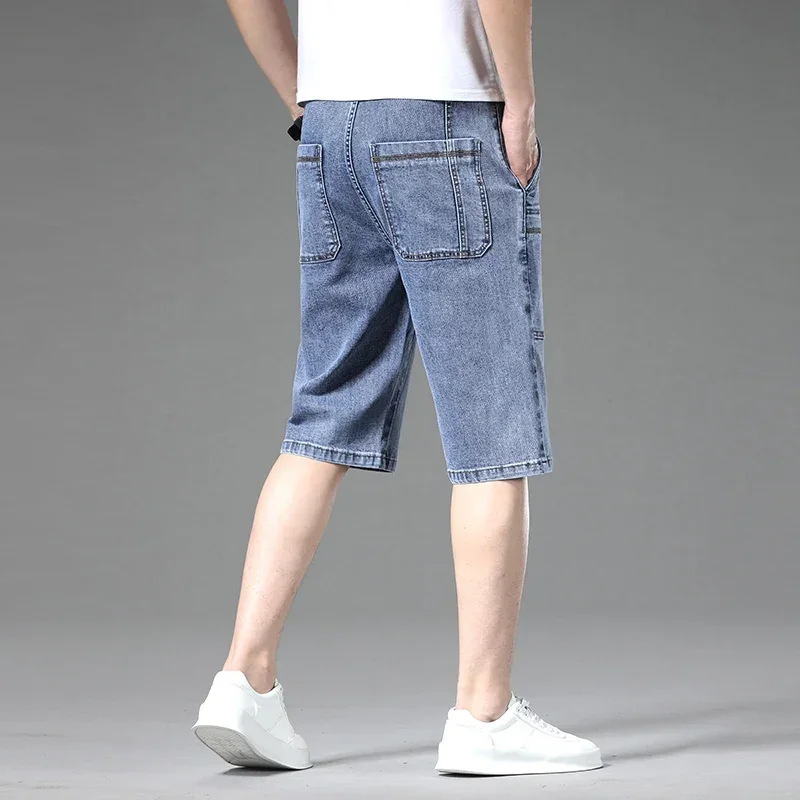 Durable men's utility cargo shorts, multi-pocket design for practicality, relaxed fit ideal for casual wear.