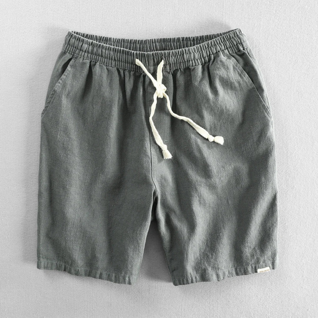 Versatile men's pocket shorts, essential for summer fashion, beach outfits, and vacation wear.