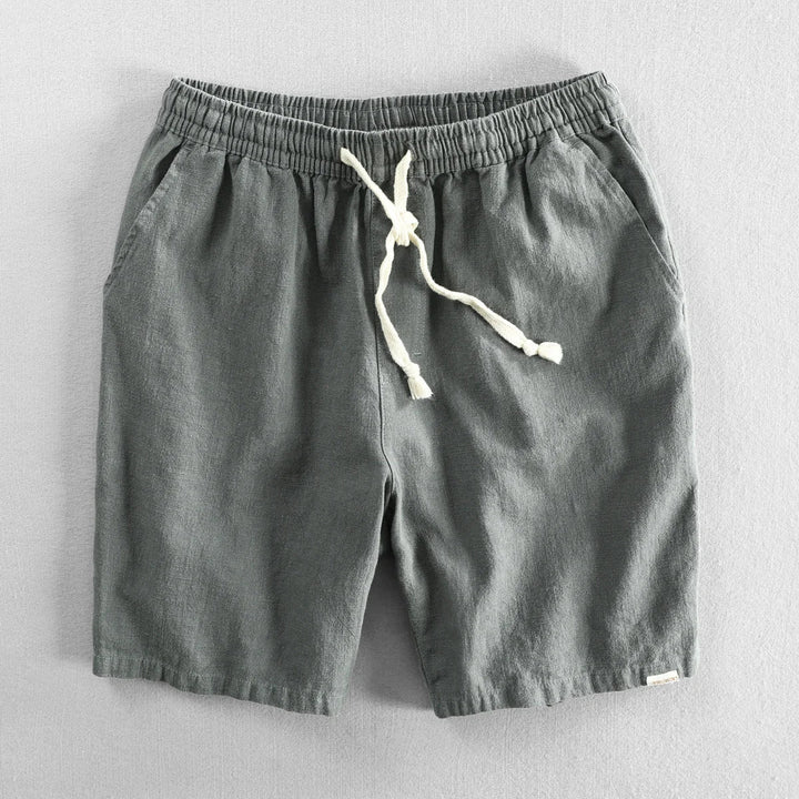 Versatile men's pocket shorts, essential for summer fashion, beach outfits, and vacation wear.