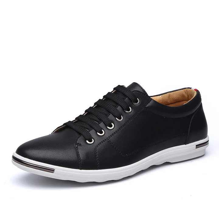 Durable men's everyday sneakers. Built for comfort and lasting style, suitable for any casual wardrobe.