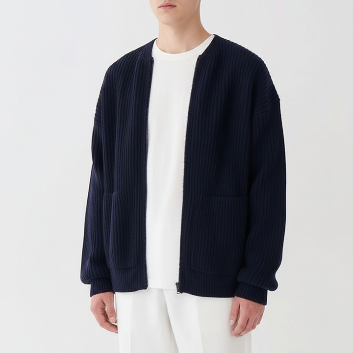 Casual men's long-sleeve cardigan sweater, a versatile addition to any wardrobe