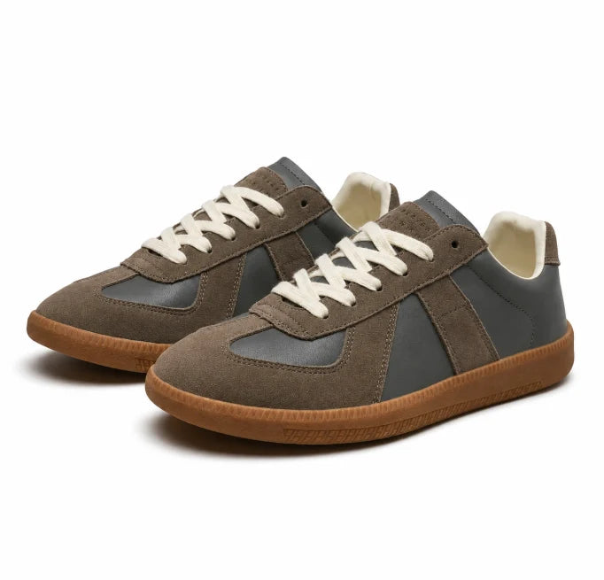 Stylish men's casual lace-up sneakers, perfect low top footwear for modern men's fashion.