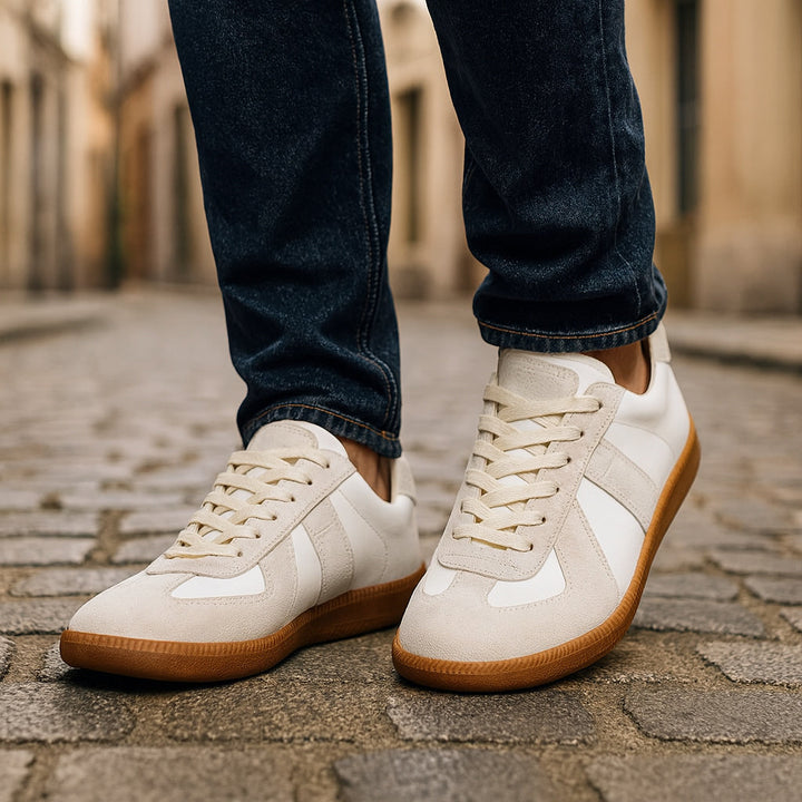 Durable men's casual low top sneakers, non-slip lace-up for everyday comfort and style.