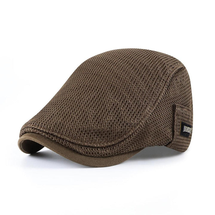 Adjustable men's casual mesh cap, a lightweight & breathable beret for ultimate comfort.