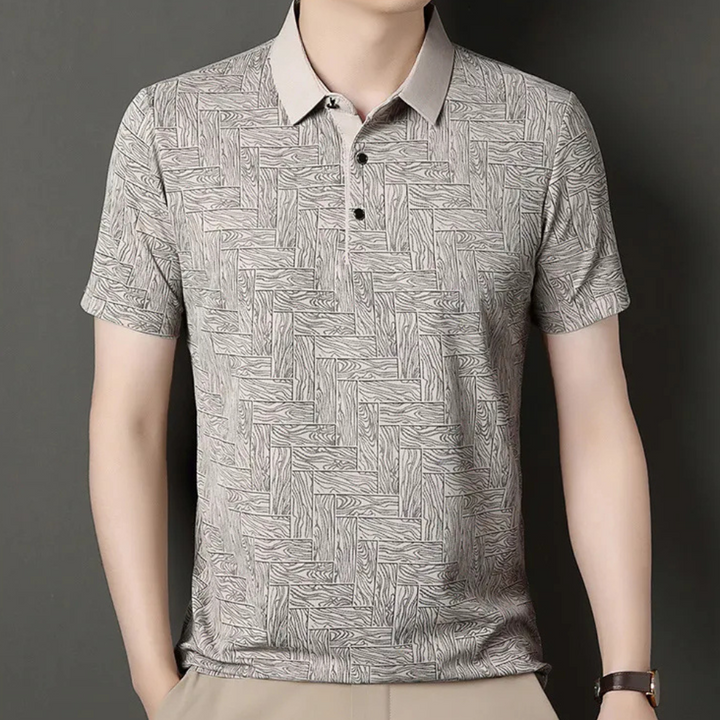 Men's casual short sleeve t-shirt in a relaxed fit. Soft comfort tee for everyday wear.