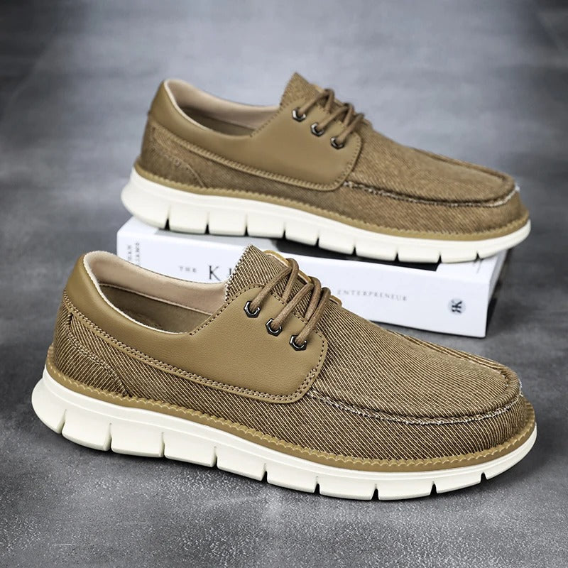 Comfortable men's walking loafers, easy slip-on design for daily casual wear. Stylish and versatile.