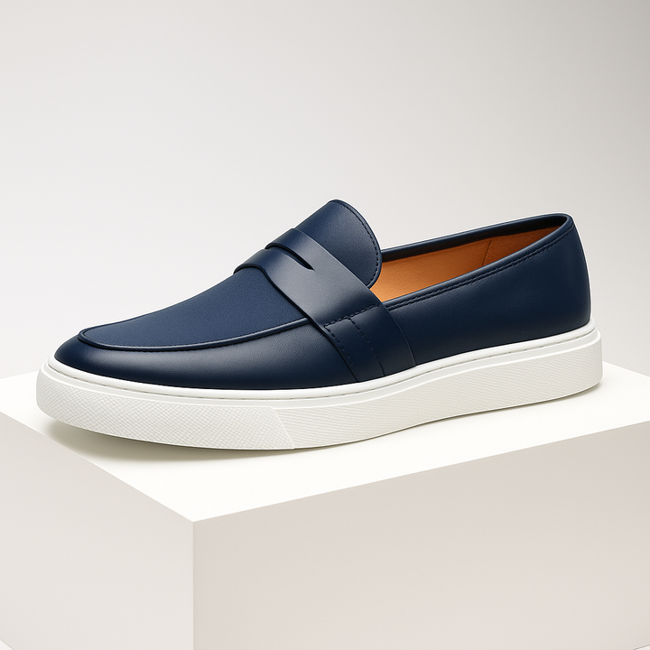 Cushioned comfort men's slip-on loafers, ideal for everyday wear and casual footwear.