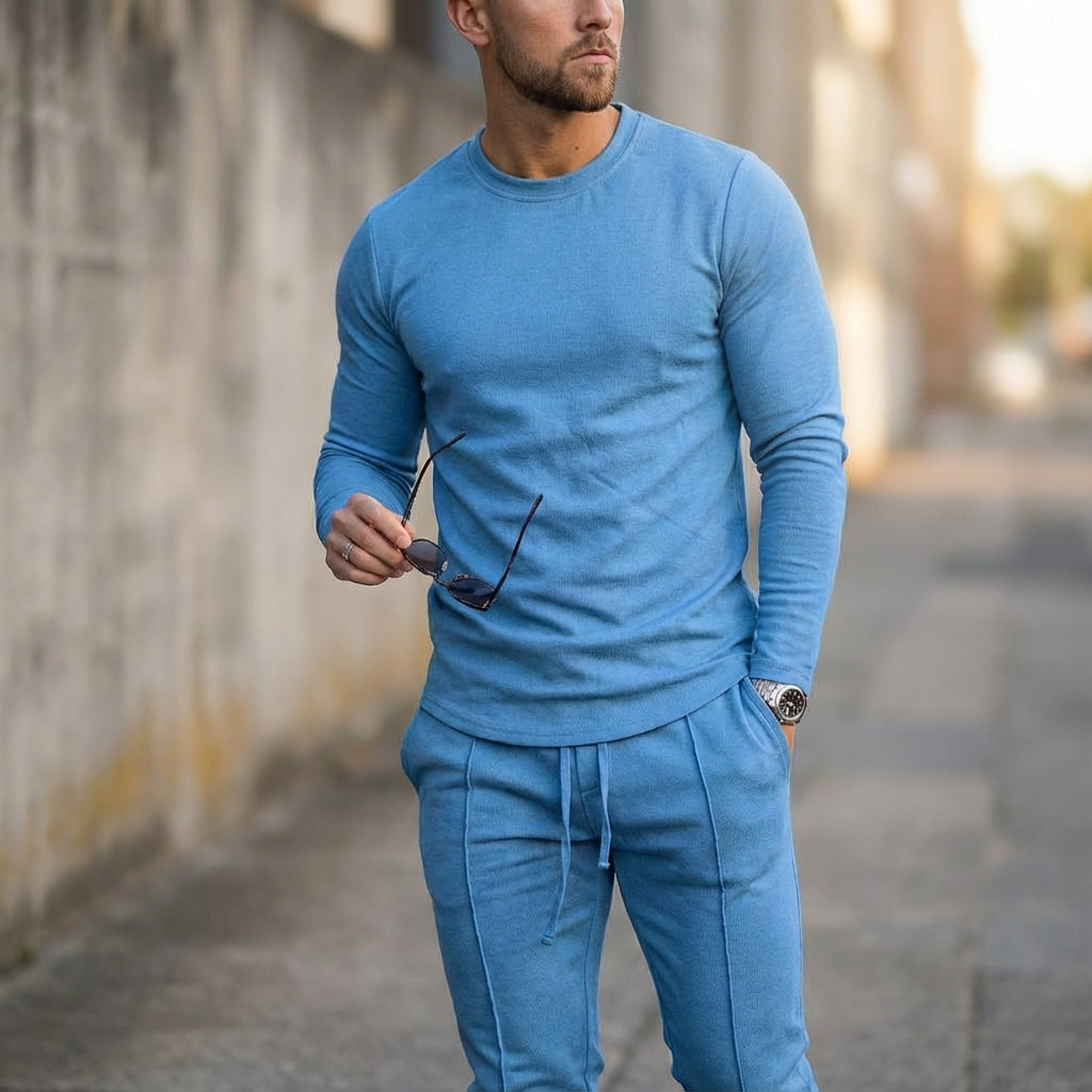 Men's casual two-piece jogging set in cotton blend, slim fit activewear for sporty style