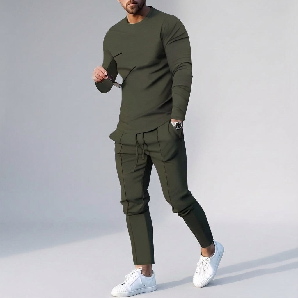 Cody men's two-piece jogging set, a versatile loungewear offering both sportiness and comfort