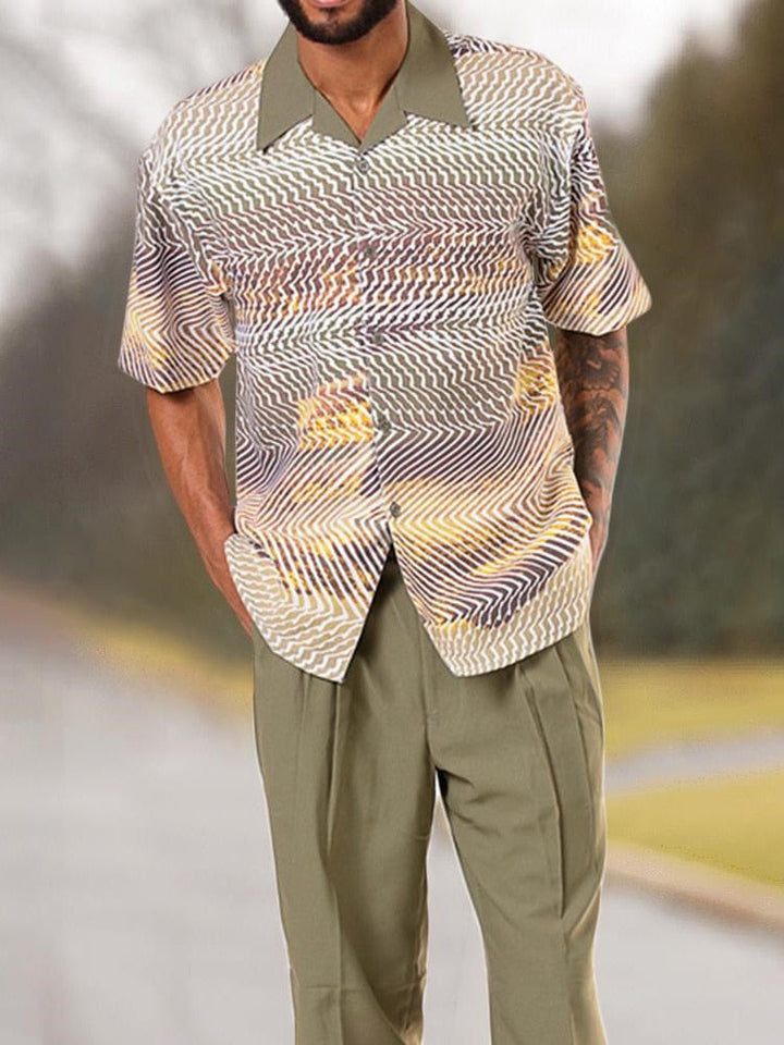 Comfortable men's two-piece set, a summer classic for casual wear, made from polyester.