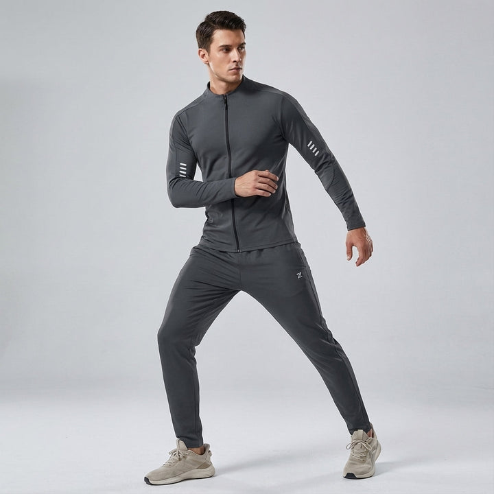 Fitness apparel: Men's breathable quick-dry training set for athletes