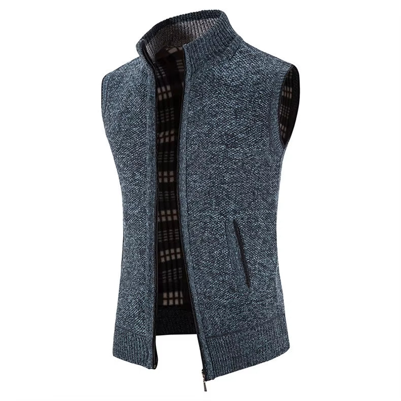 Classic men's wool vest, full-zip, showcasing a contrasting plaid lining. Elevate your smart casual style.