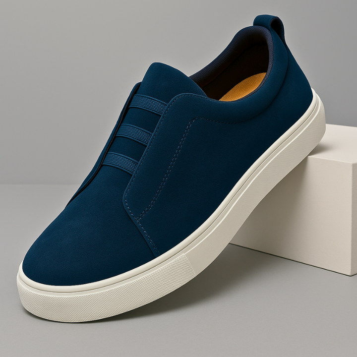 Men's Chelsea style slip-on sneakers in versatile black, perfect for casual everyday wear & street style.