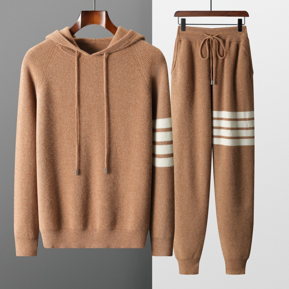 Men's chic striped knitwear set, perfect for effortless casual style and comfort.