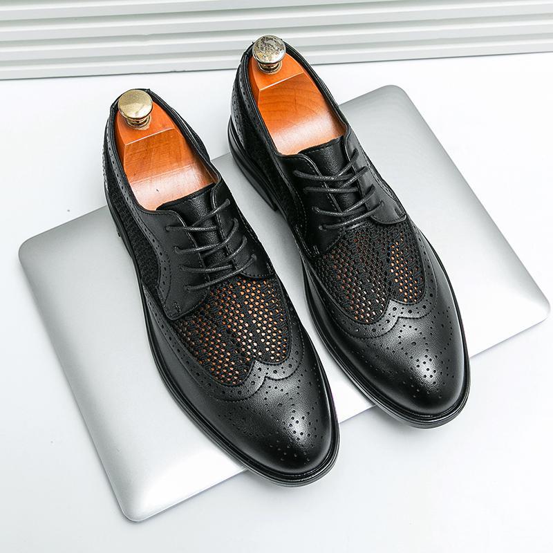 Elegant men's wingtip oxford dress shoes, comfortable and lightweight for sophisticated fashion.