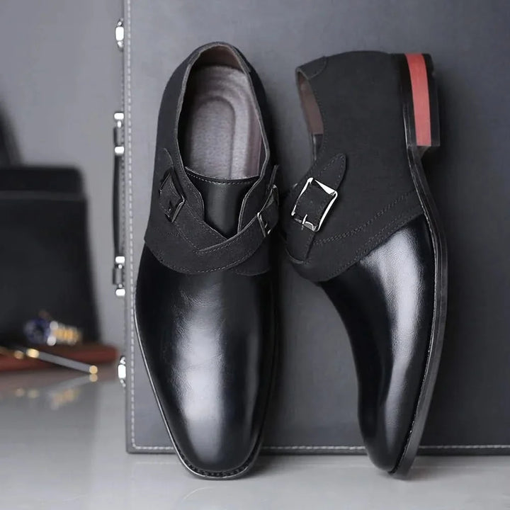 Stylish and comfortable men's formal Derby shoes featuring a modern buckle, great for all-day office wear.