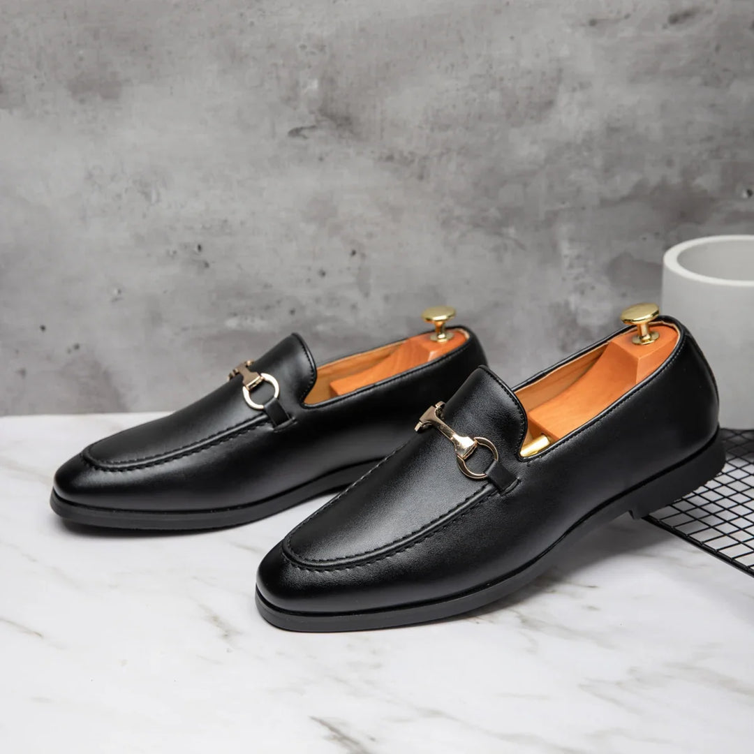 Elegant ivory men's loafers, comfortable slip-on dress shoes for sophisticated and timeless style.