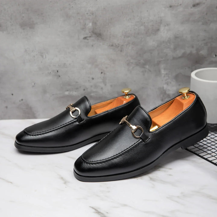 Elegant ivory men's loafers, comfortable slip-on dress shoes for sophisticated and timeless style.