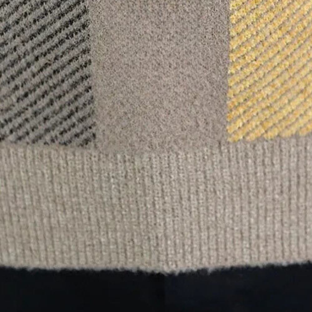 Versatile men's classic knit pullover, perfect for layering and achieving timeless casual fashion & comfort.
