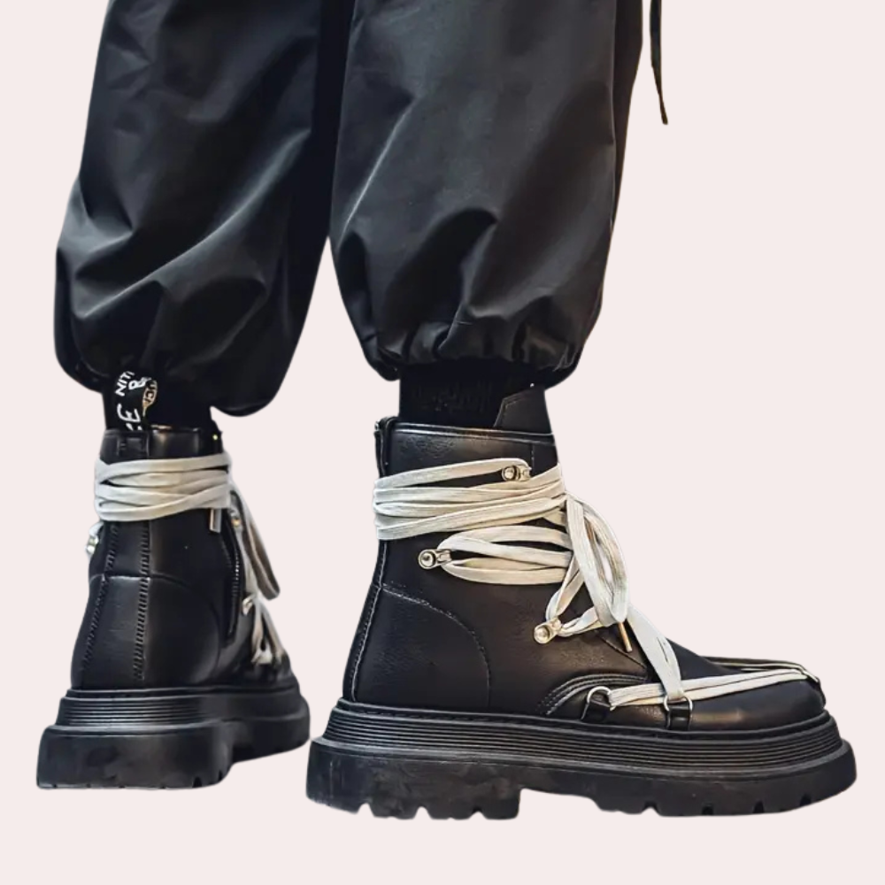 Durable men's black ankle boots, versatile for smart casual outfits & all-day comfort. Classic design.