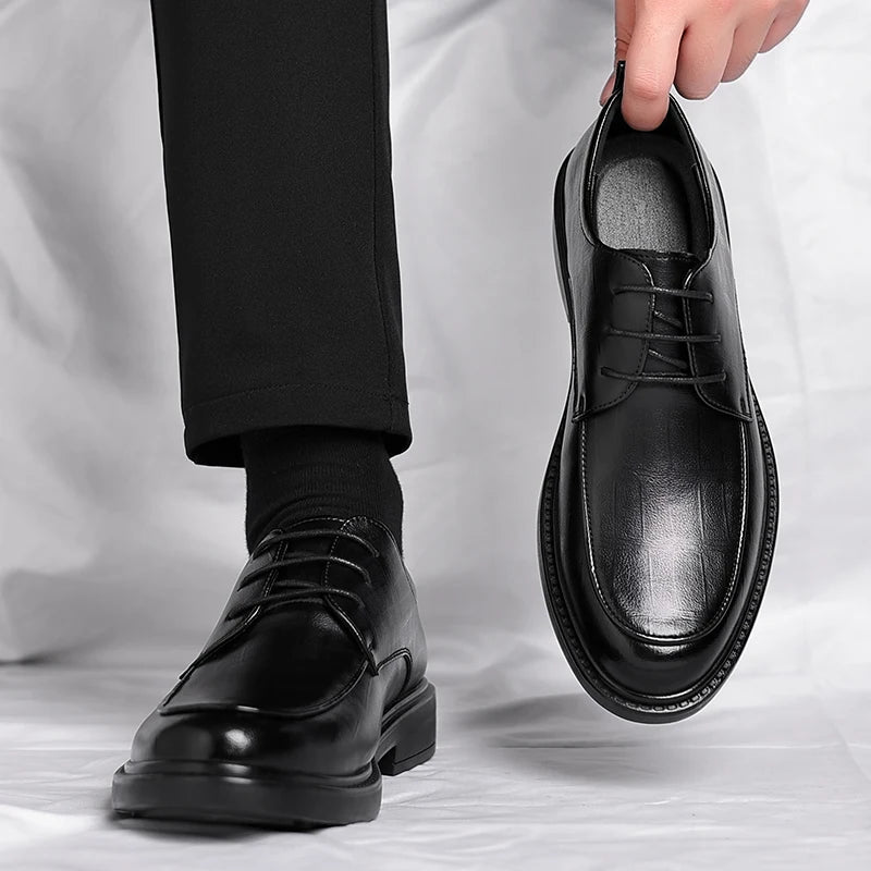 Men's classic black leather lace-up dress shoes for formal events & sophisticated office wear.