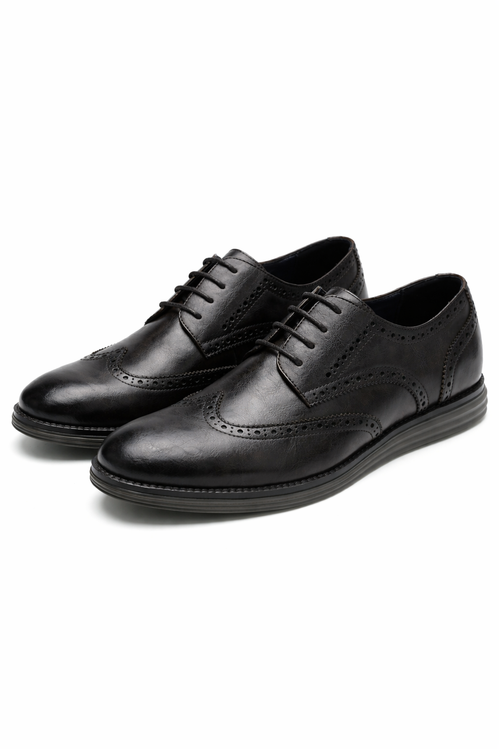Professional men's black Oxford dress shoes, a comfortable and stylish choice for business, weddings, and formal wear.