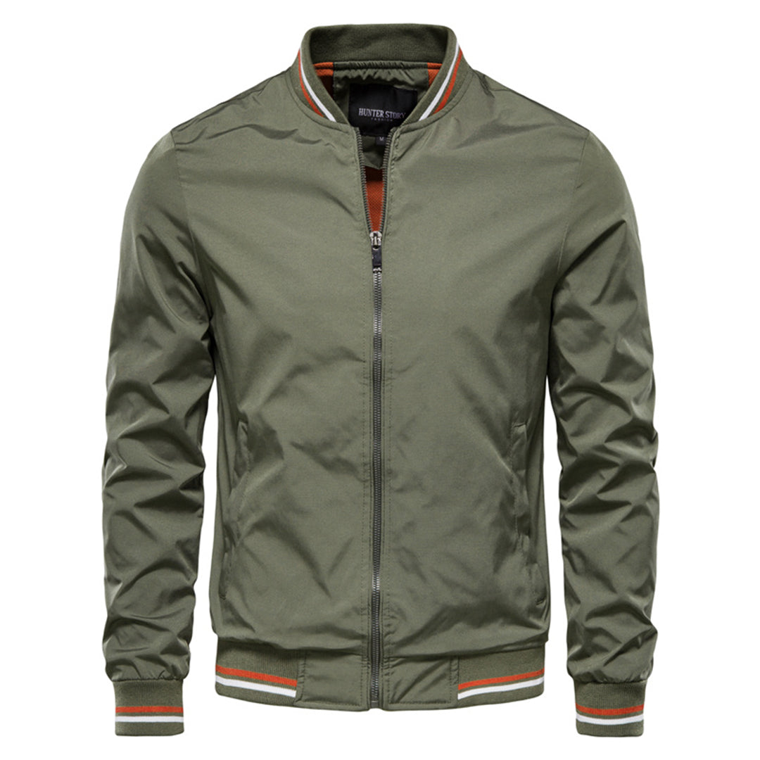 Stylish men's bomber jacket with ribbed details. A must-have versatile outerwear piece for casual fashion.