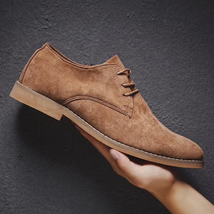 Effortlessly stylish men's classic brown lace-up Derby shoes, perfect for versatile dress & casual men's footwear.