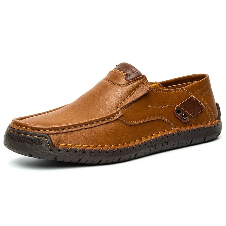 Stylish black men's loafers, perfect for both formal and casual wear. Classic slip-on dress shoes.