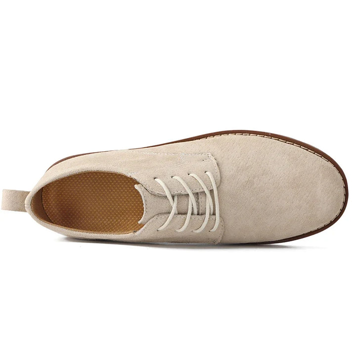 Durable sole of men's classic brown Oxford shoes, designed for comfort and traction, suitable for winter and everyday wear.