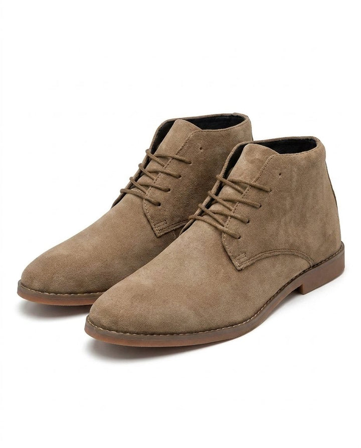 Fashionable men's classic suede ankle boots, lace-up design, offering style & comfort.
