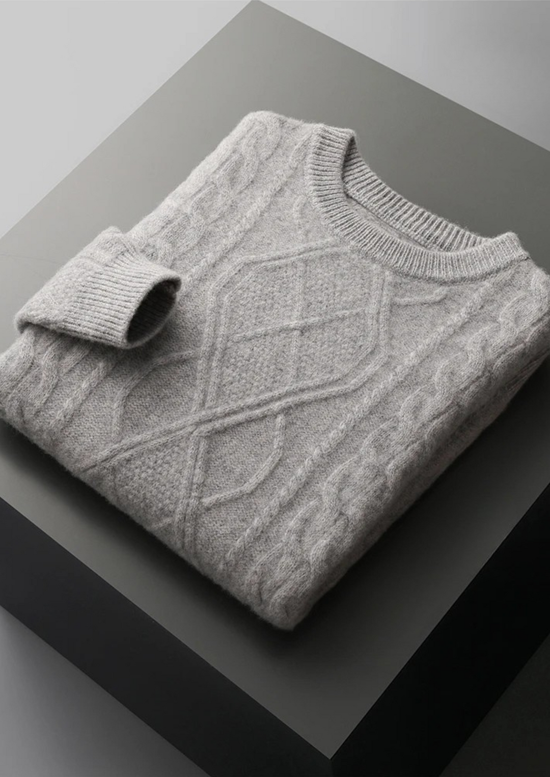 Men's warm cable knit crew neck sweater, perfect for layering in winter. Achieve a cozy, classic fashion look.
