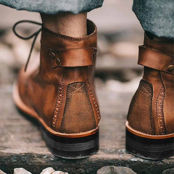 Supportive men's everyday boots, Cassian, providing ultimate all-day comfort for casual & outdoor activities.