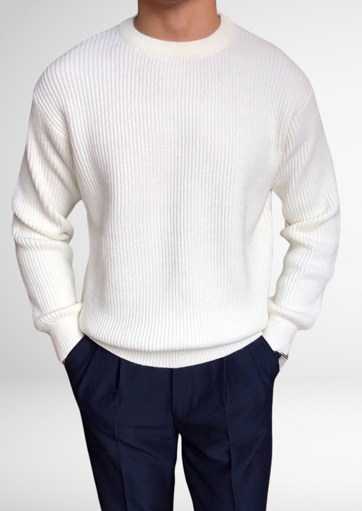 Stylish men's crew neck sweater, a versatile knitted jumper for elevated style and comfortable everyday wear. All-season.