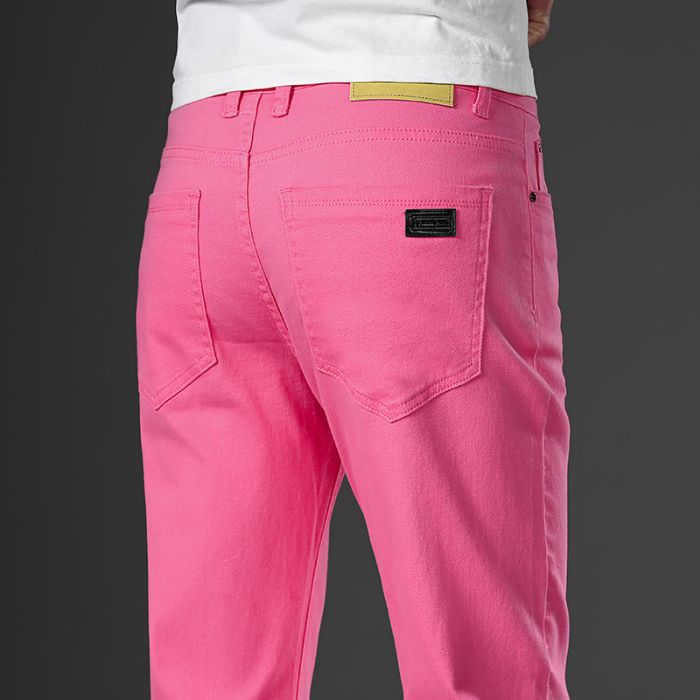 Versatile men's classic fit pants, easily transition from smart casual to office or everyday wear.