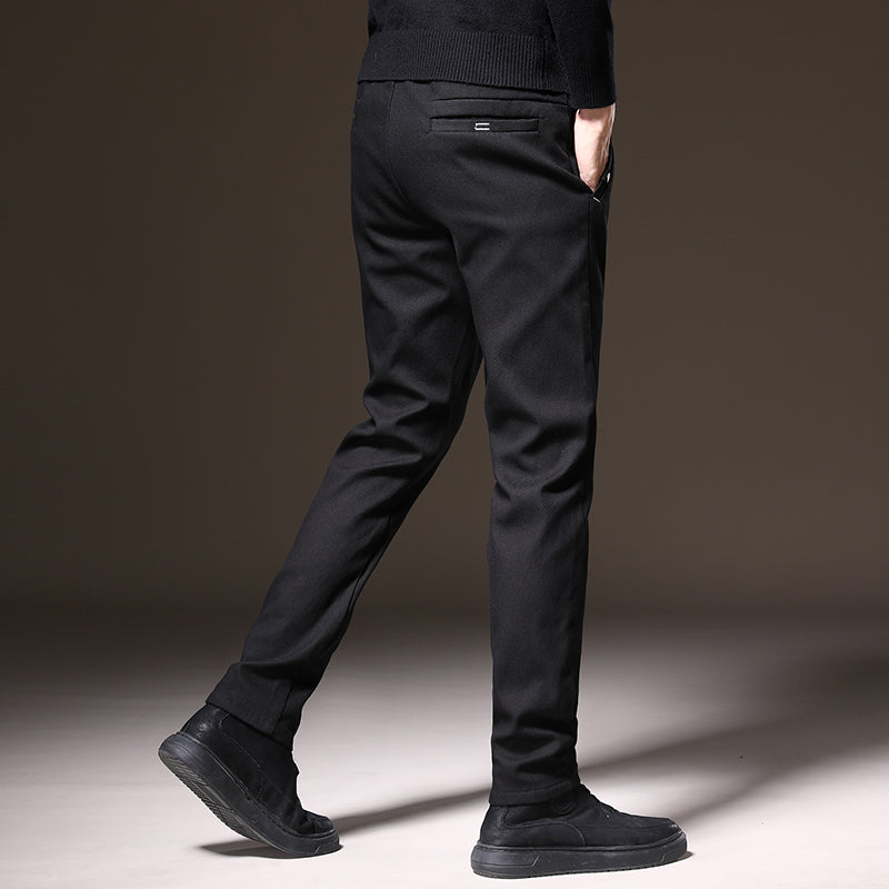 Men's versatile classic fit dress pants, stretch fabric allows freedom of movement, easy care.