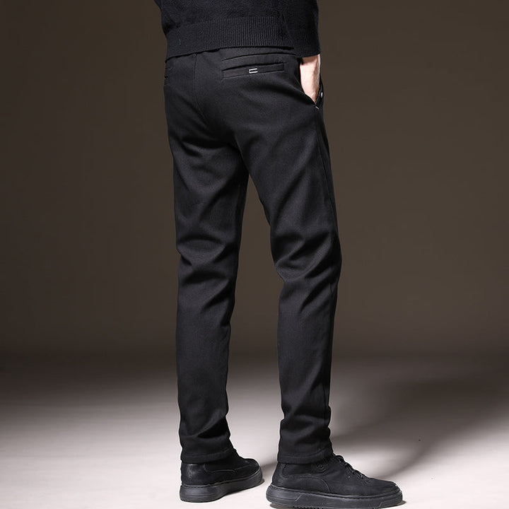 Wrinkle-resistant men's stretch pants, classic fit, ensuring a sharp and comfortable look all day.