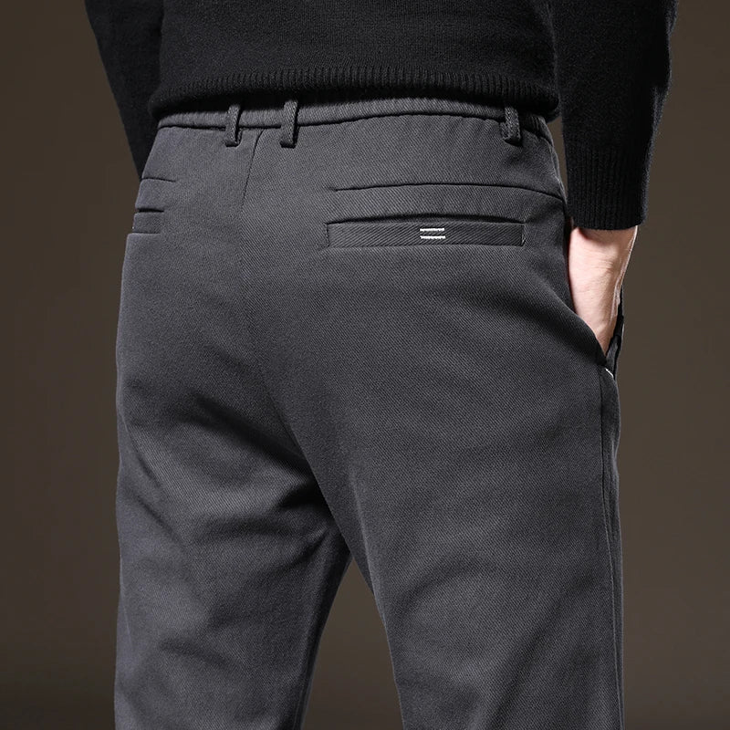 Stylish men's classic fit pants, stretchable and wrinkle-resistant, ideal for office and casual.