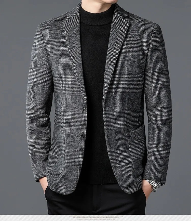 Stylish men's Glen Check blazer, a classic tailored jacket. Ideal for versatile formal wear & smart casual business attire.