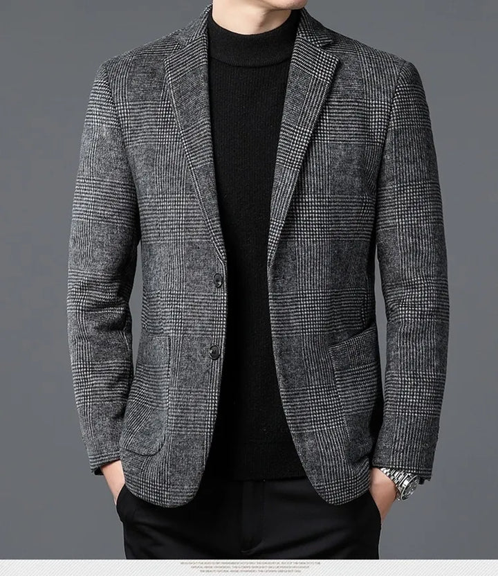 Stylish men's Glen Check blazer, a classic tailored jacket. Ideal for versatile formal wear & smart casual business attire.