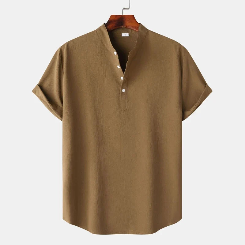 Stylish Men's Henley: Soft, long-sleeve henley shirt offering versatile comfort & a classic look.