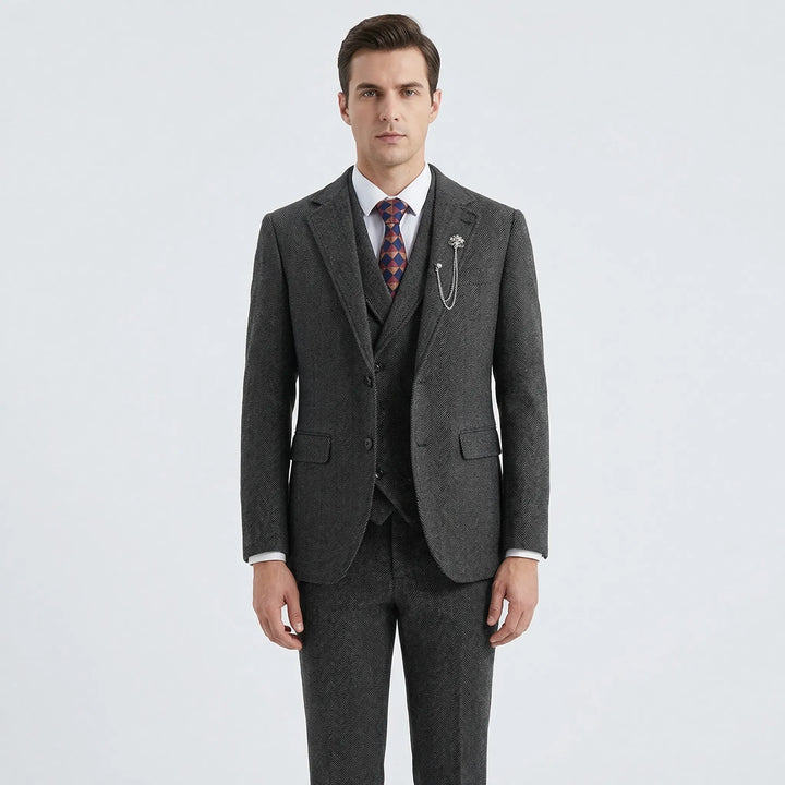 Men's elegant herringbone vest from a 3-piece suit. Ideal for classic style and formal occasions.