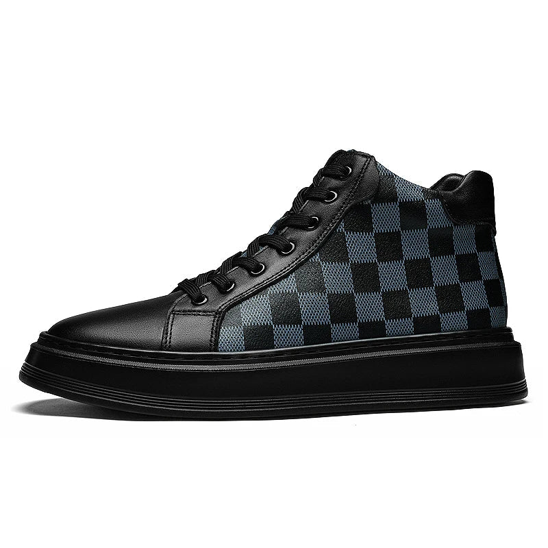 Durable men's high-top checkered shoes, combining classic comfort with versatile street fashion.