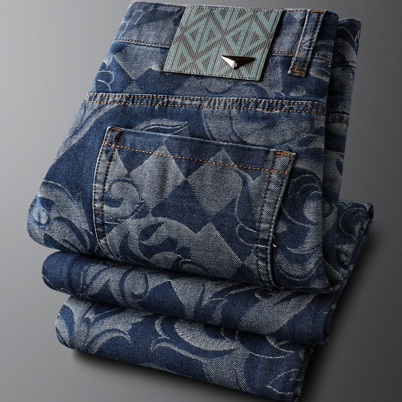 Comfortable men's stretch jeans in rich indigo denim, perfect for everyday wear.