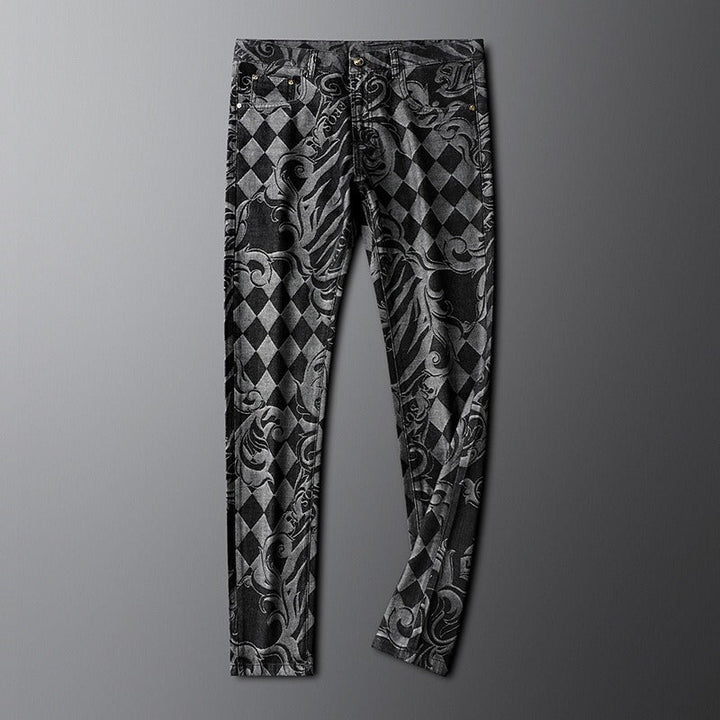 Front view of men's stretch indigo jeans, showcasing classic style & comfortable fit.