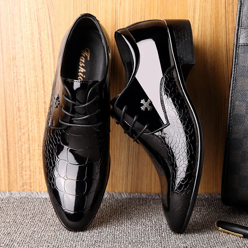 Formal men's slip-on shoes, showcasing classic Italian style, perfect for professional attire and formal occasions.