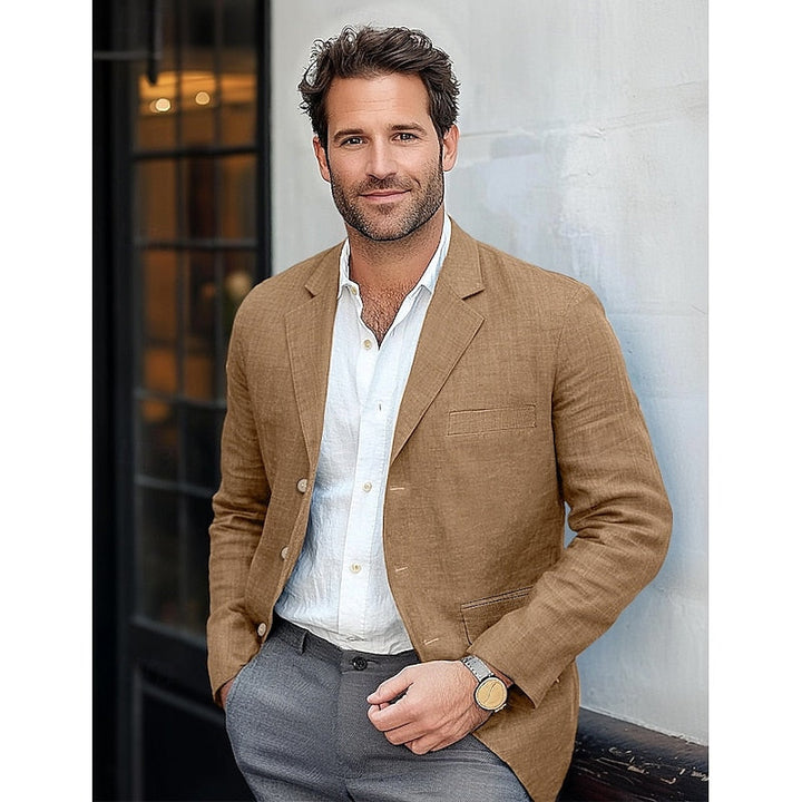 Stylish men's classic blazer, lightweight & versatile for smart casual events or everyday men's fashion.
