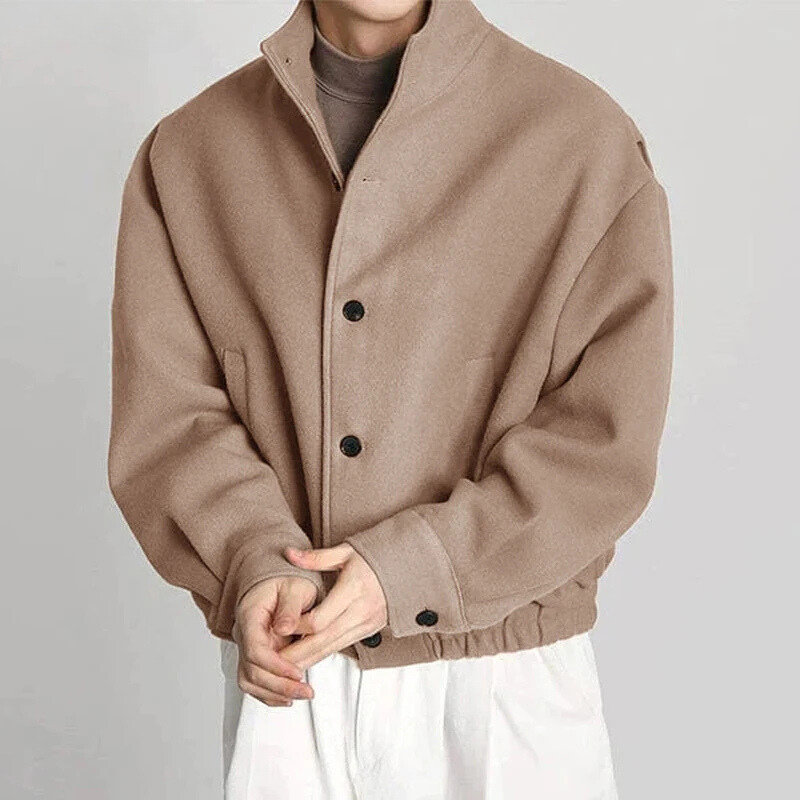 Men's classic lightweight jacket, versatile for everyday wear. Comfortable men's outerwear.