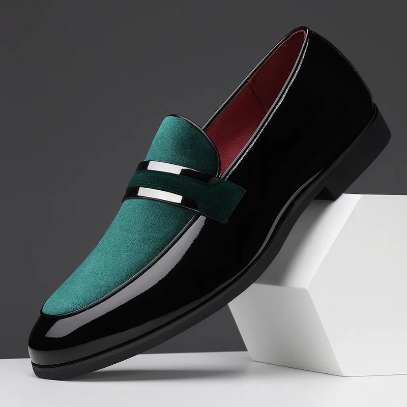 Formal men's penny loafers, elegant dress shoes for refined events & professional attire. Comfortable.